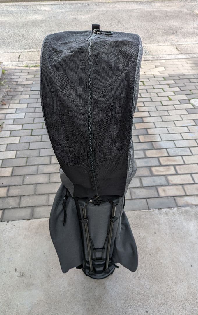 ぎょんゼクシオXXIO スタンド式キャディバック GGC-X141