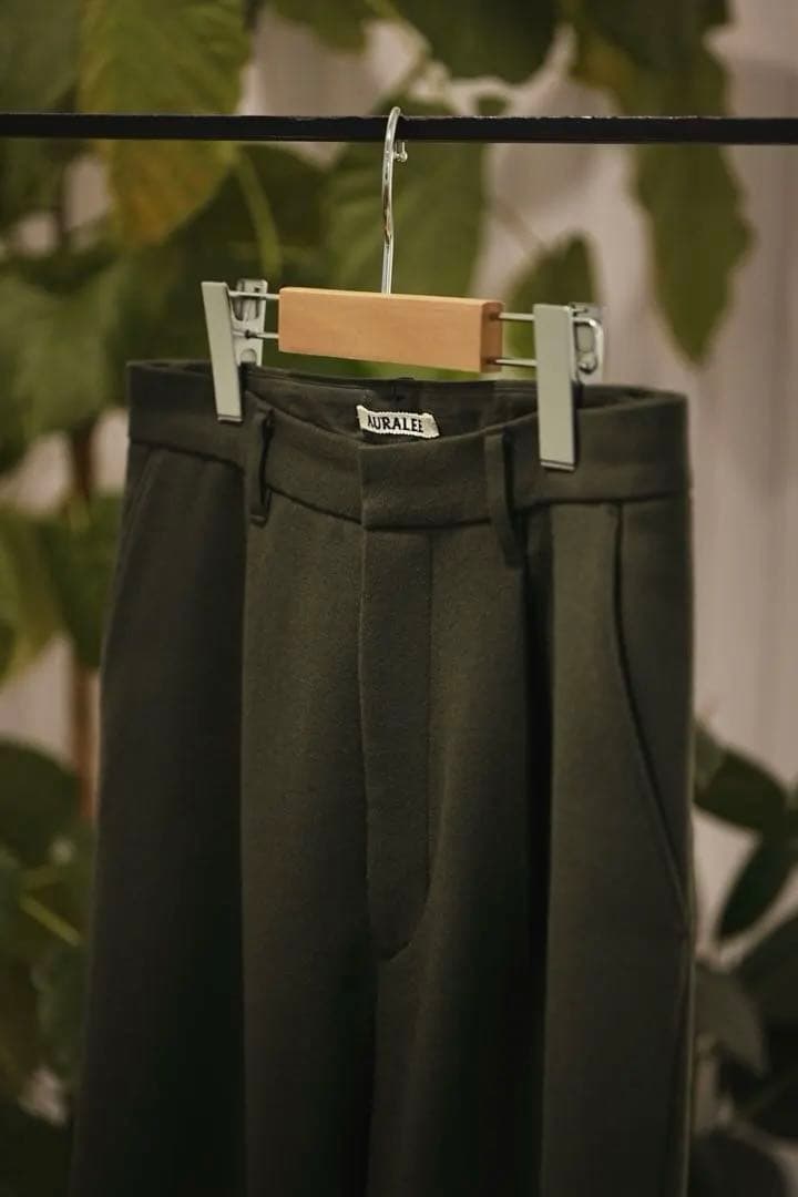 AURALEE WOOL STRAIGHT PANTS 3 スラックス