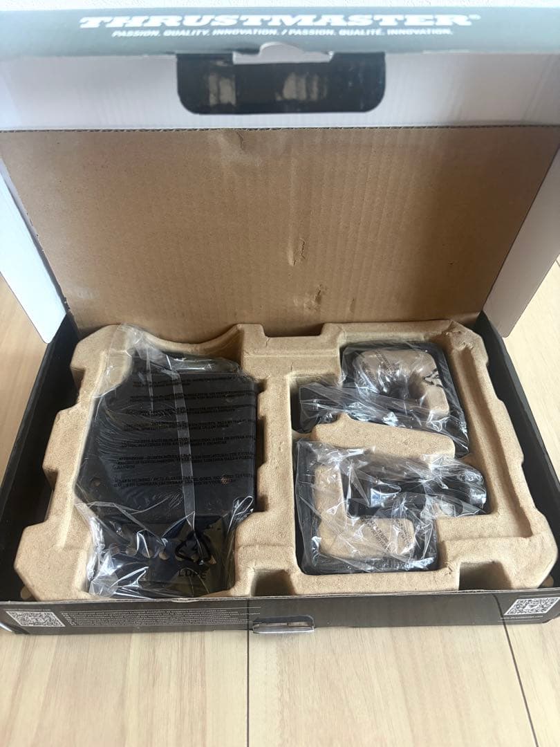 Thrustmaster T818デスクマウントキット（PC）