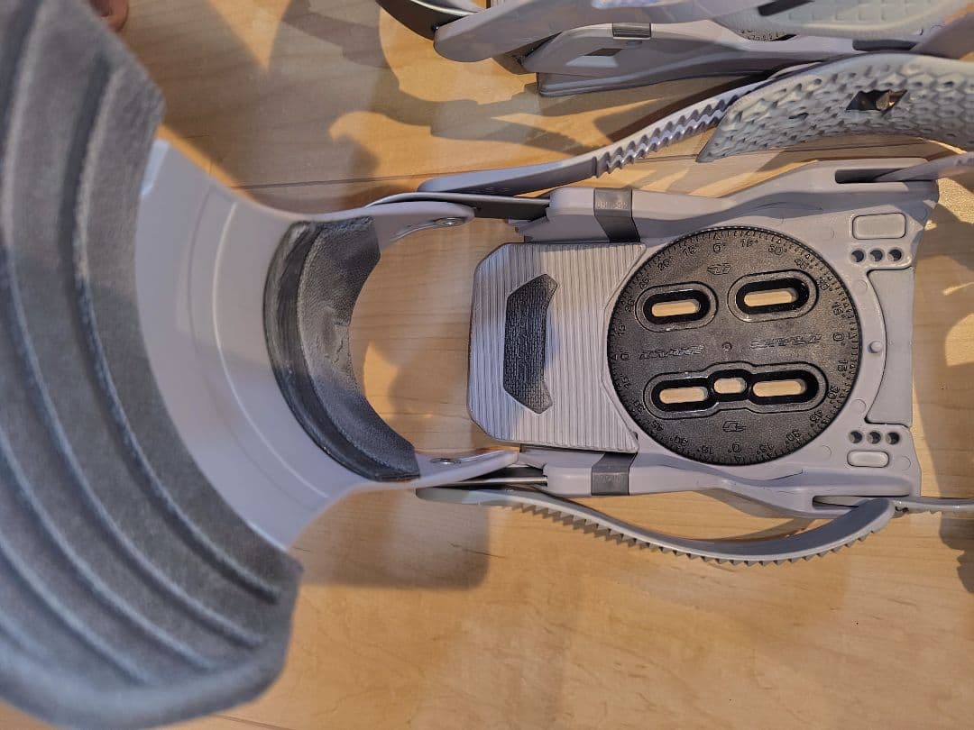 DRAKE　ドレイク　RELOAD　リロード　スノーボードビンディング