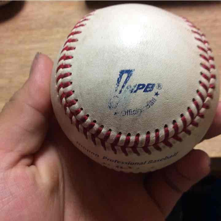 セ・リーグ開幕戦のボールです