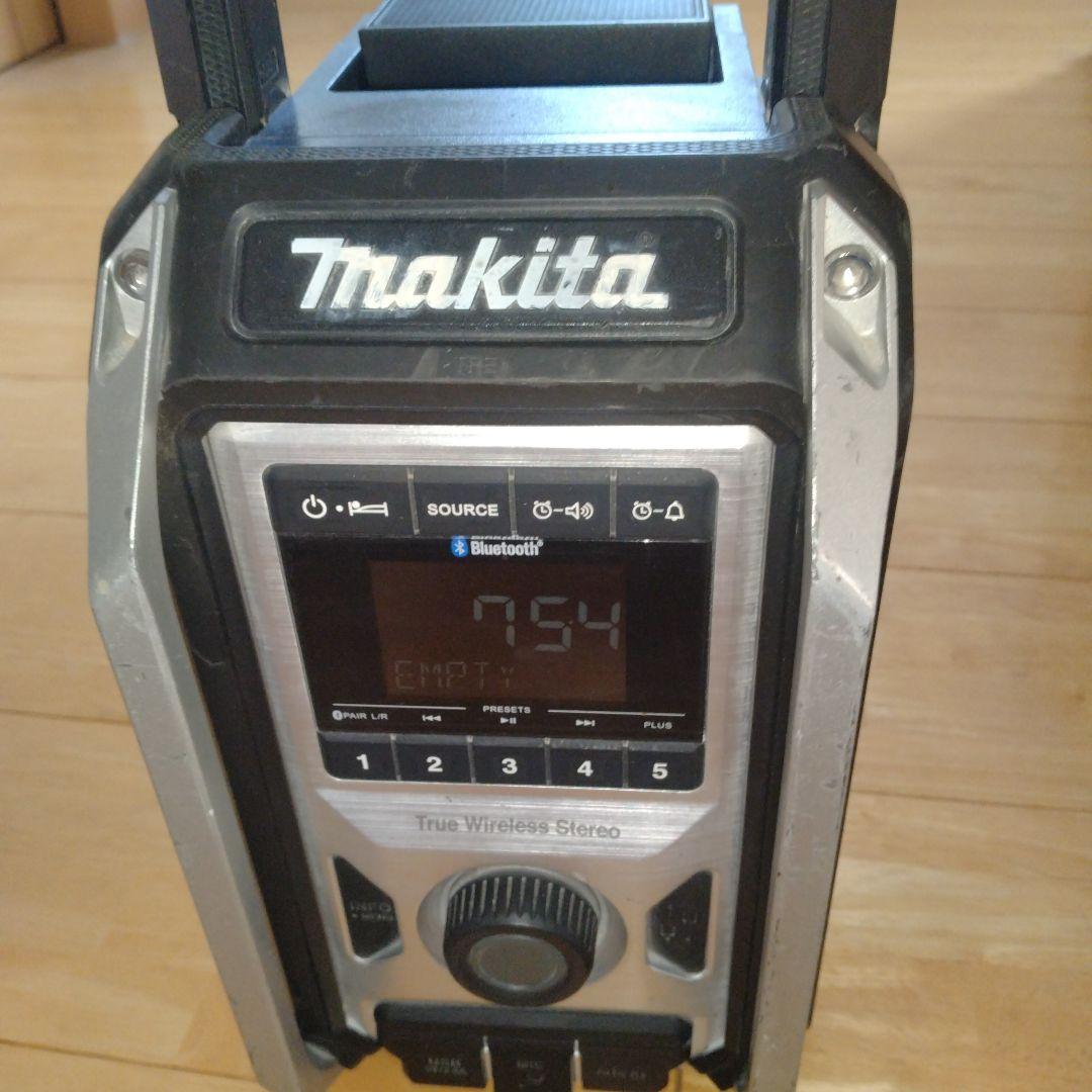 Makita 　MR113B充電式ラジオ