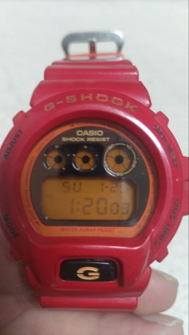 レアカラー G-SHOCK DW-6900CB オレンジ
