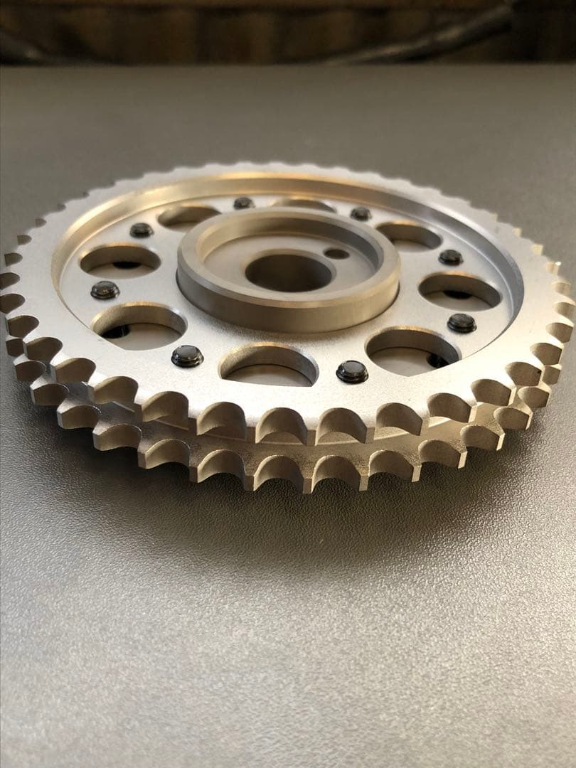 【新品】日産L6/L4 カムシャフト用カムスプロケット　調整式　L型エンジン