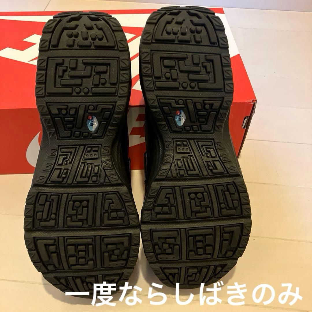 NIKE ウィメンズ エア マックス フェノメナ 黒 24cm