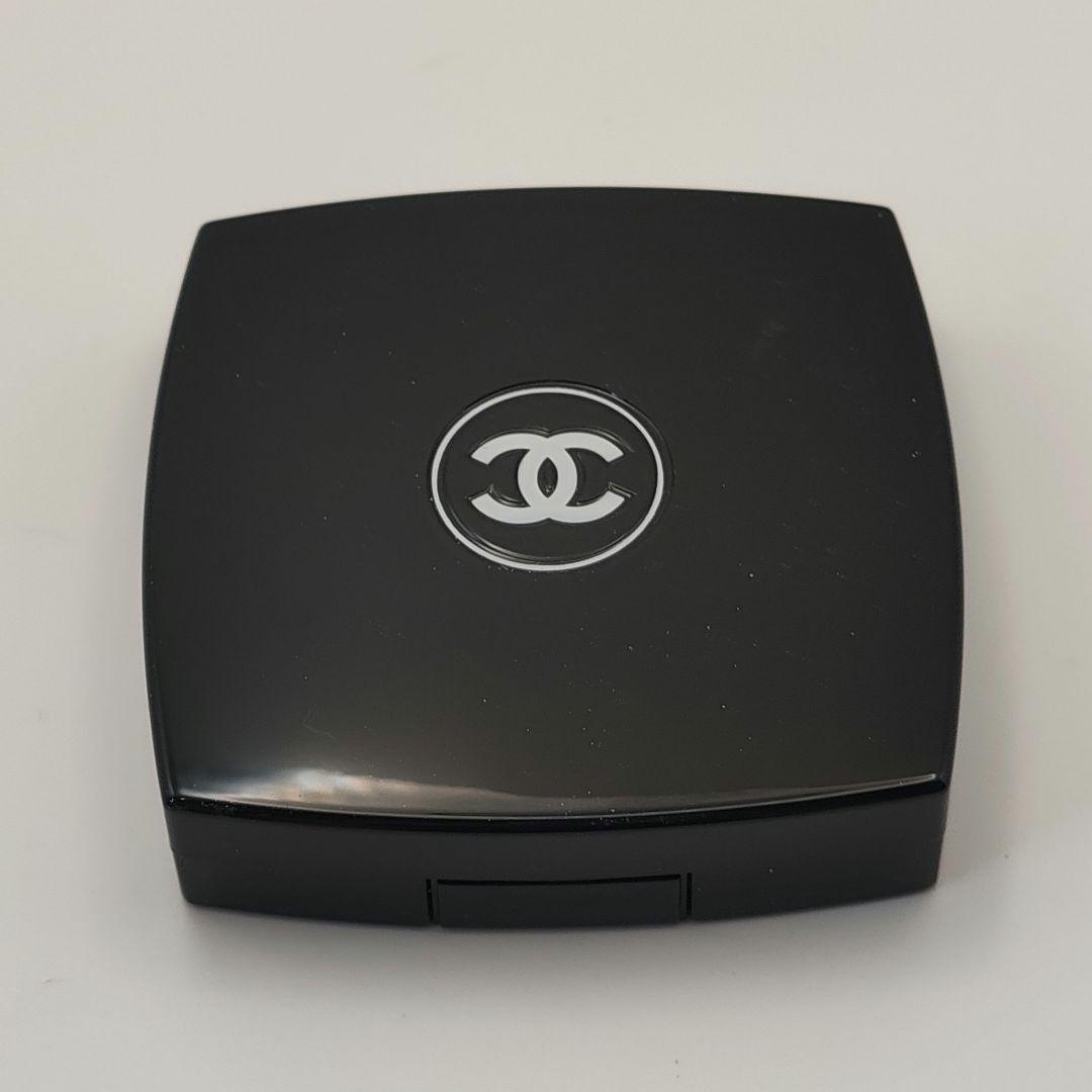 ほぼ新品 特別限定品 CHANEL ファンテジードゥシャネル チーク シャネル