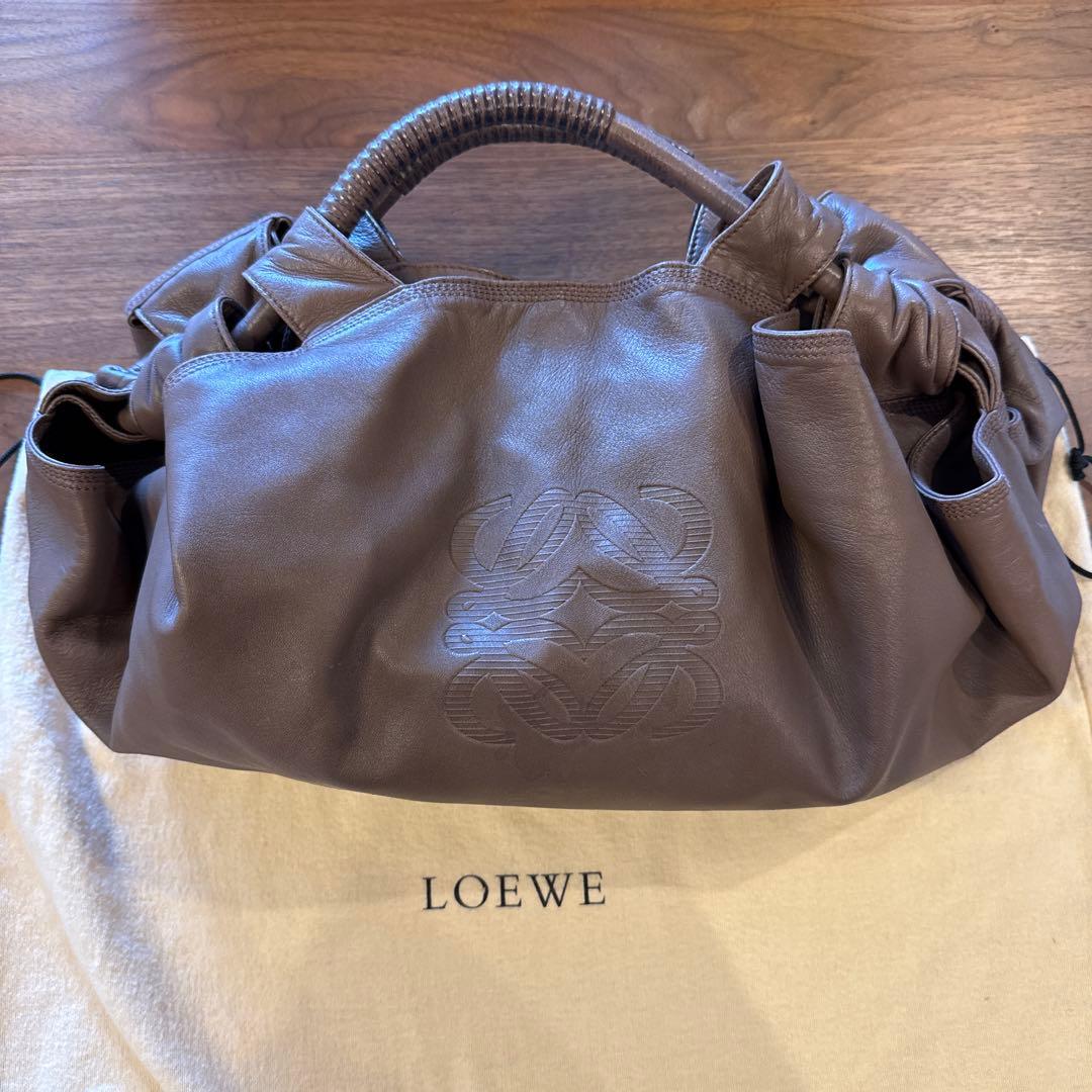【SatoKoba】ロエベ　LOEWE ナッパアイレ　アナグラム