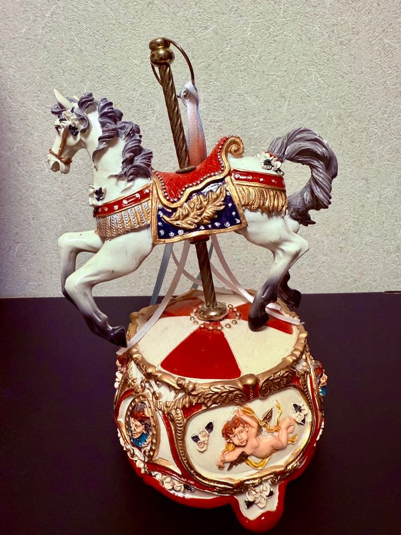 フランス　アンティーク　缶　メリーゴーランド　カルーセル　洋書　置物　本　貯金箱