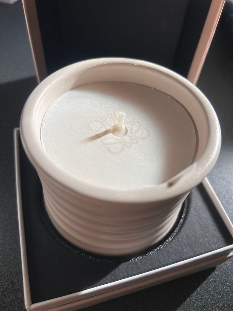 LOEWE エッセンシャルキャンドル 170g