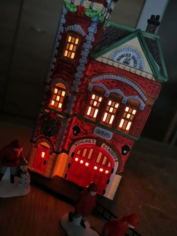 レア　Department 56　ハウスライト　消防署　ビンテージ