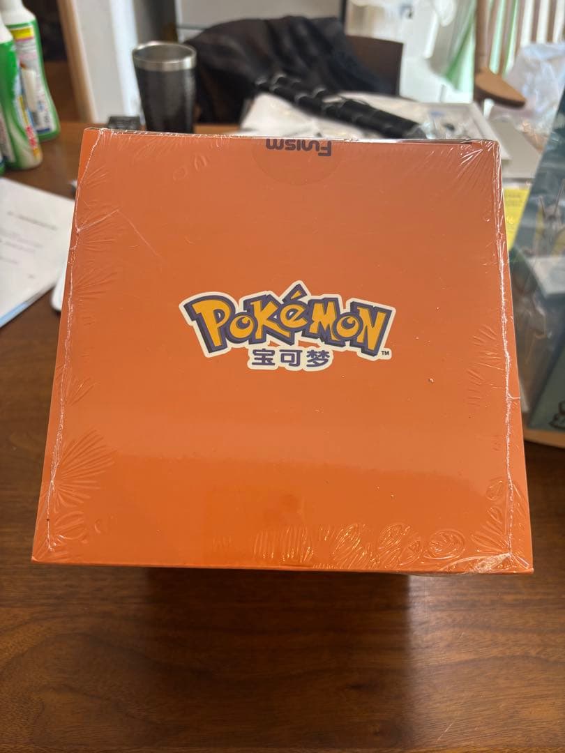 ポケモン　海外限定　ブースター　フィギュア