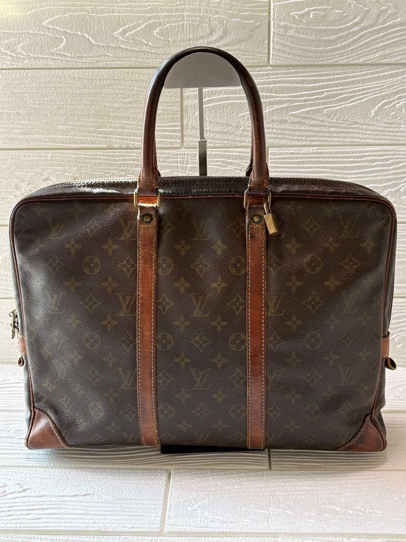 LOUIS VUITTON モノグラム　ビジネスバッグ