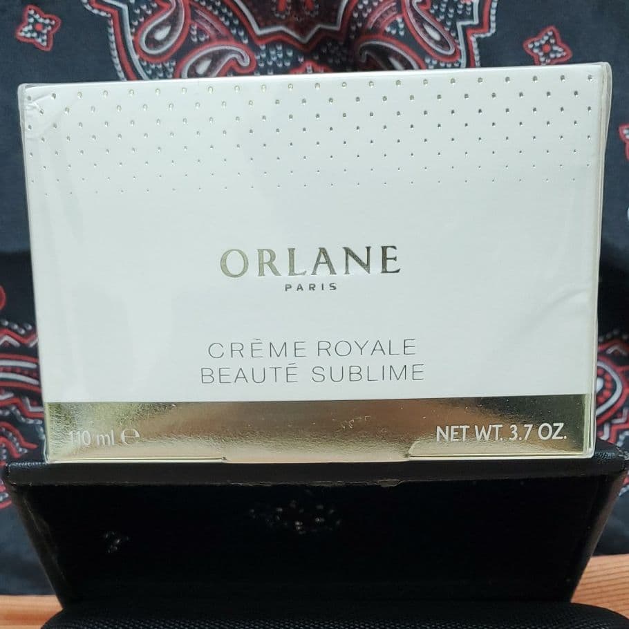早い者勝ちです。オルラーヌ クレームロワイヤル ボーテサブライム 110ml