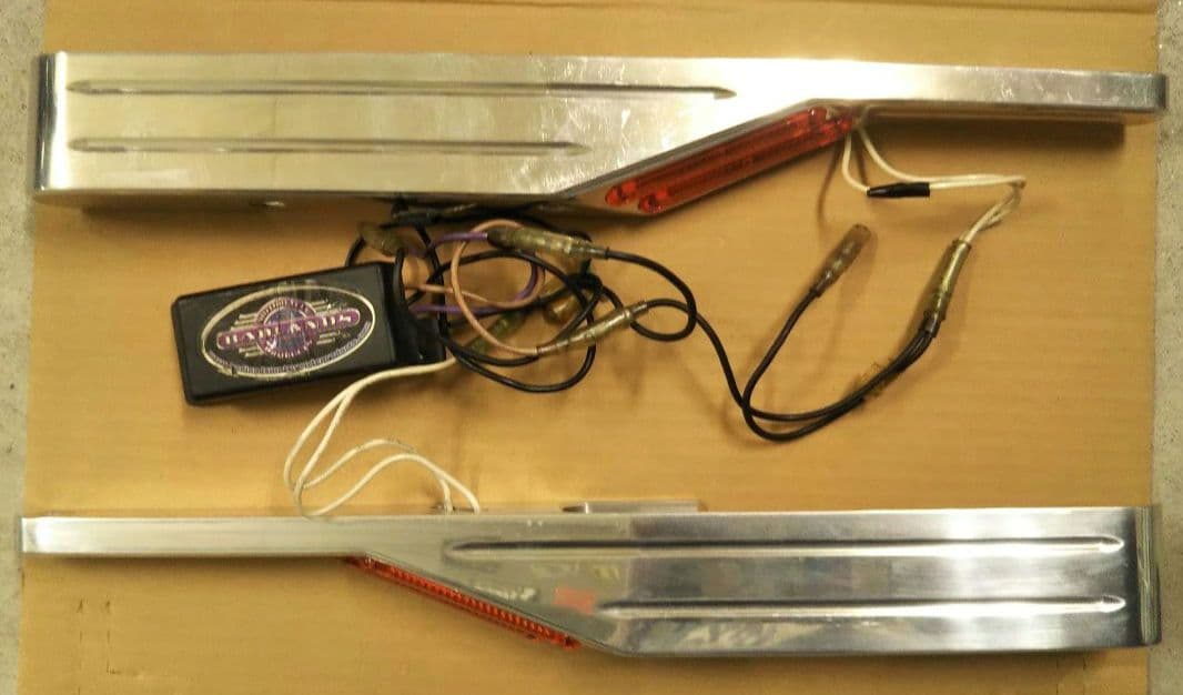 ArlenNess アレンネス FXR ウインカー フェンダーストラット