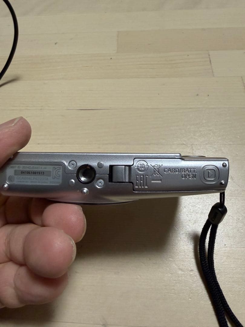 【美品】Canon IXY 640 シルバー