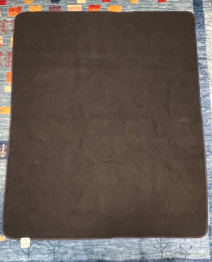 難燃　グリップスワニー キルトブランケット GSA-77 ブラック