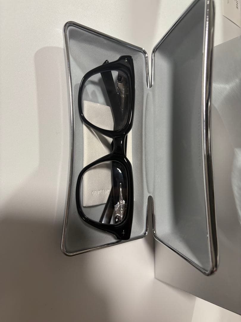 【即完品】gentle monster fata01 ブラック　付属品完備