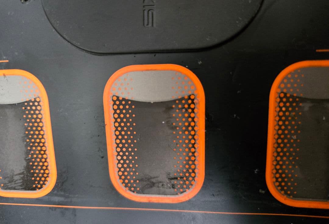 SIXPAD   筋肉トレーニング用 EMSベルト アブズベルト アプリ連携可能