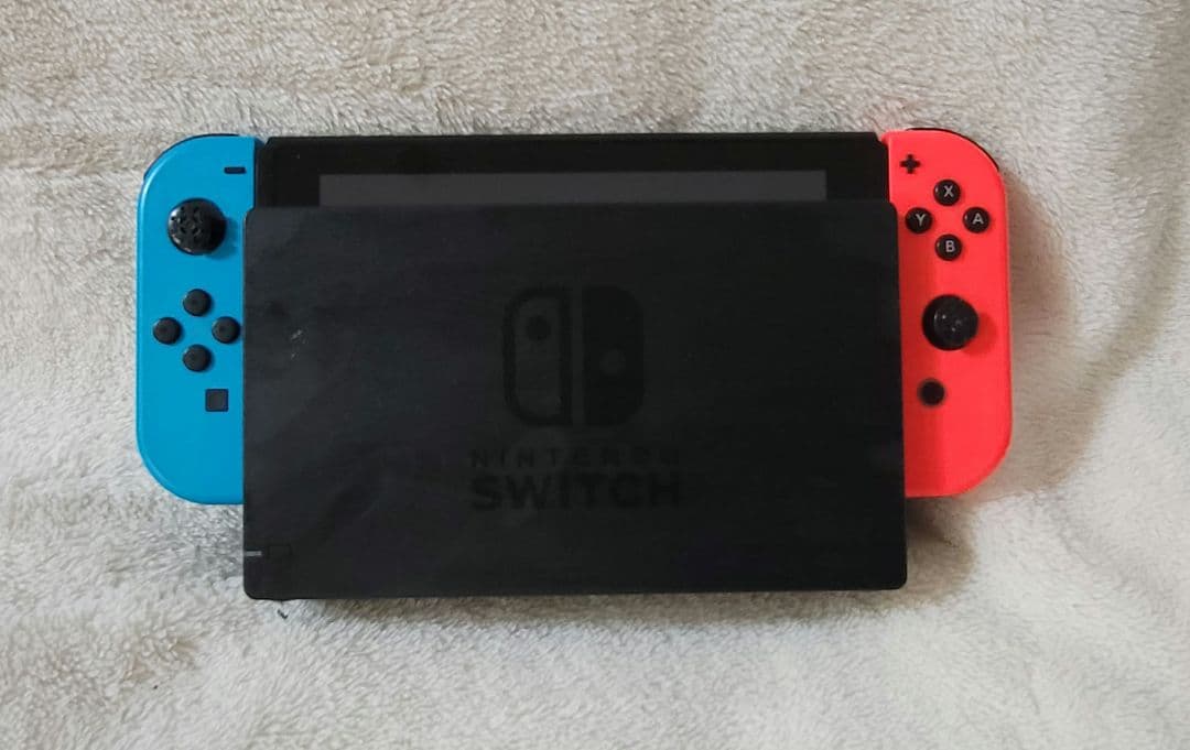 Nintendo Switch 本体 青/赤 Joy-Con
