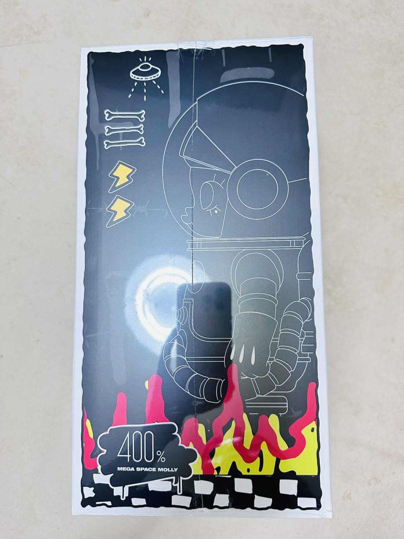 ぬいぐるみ POP MART MEGA SPACE MOLLY TREVOR ANDREW