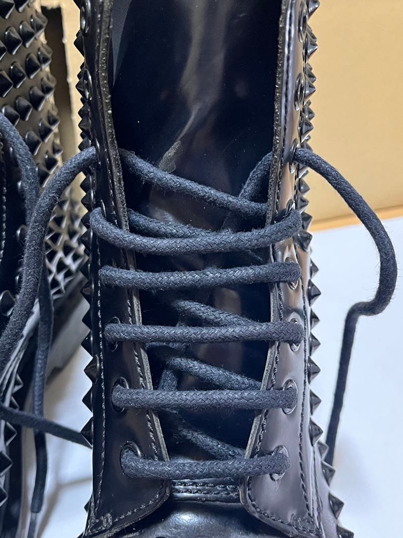 ドクターマーチン 24cm 8ホール スタッズ　Dr.Martens