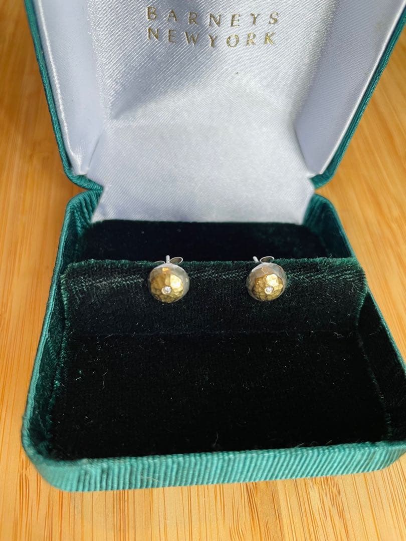 MALCOLM BETTS ハンマードピアス