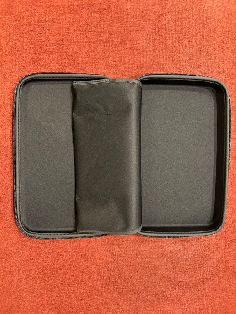 さっちゃんSIXPAD 腹筋ベルト 電気刺激トレーニング