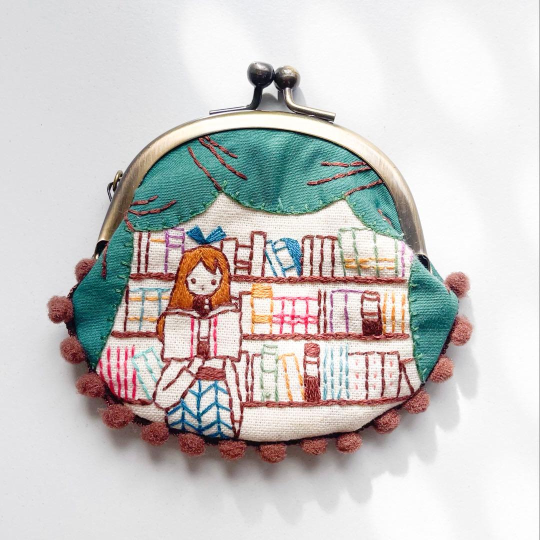 K*I様 石井寛子 刺繍 cahier がま口ポーチ 本人作品 展示購入 一点も