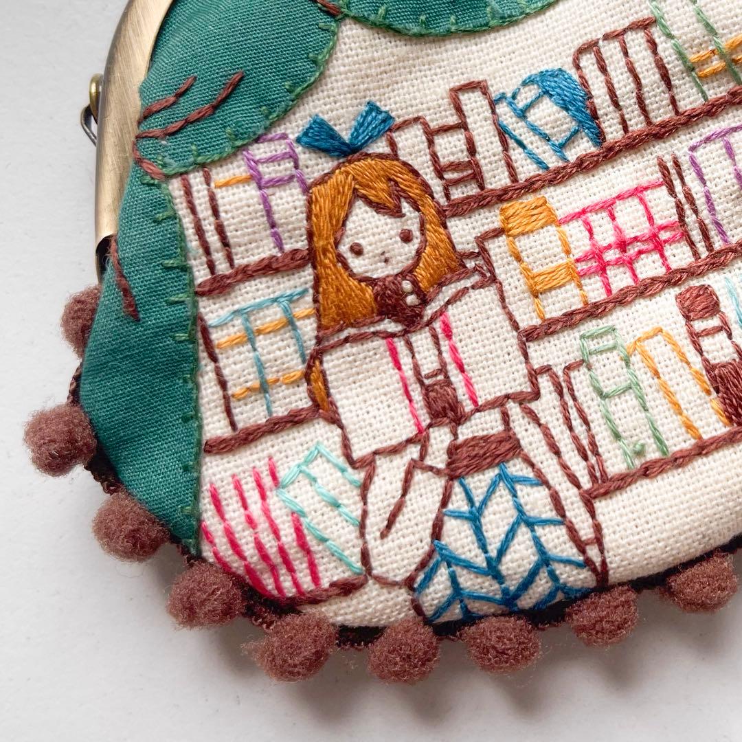 K*I様 石井寛子 刺繍 cahier がま口ポーチ 本人作品 展示購入 一点も