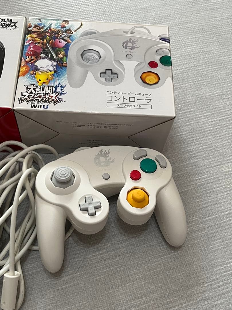 NintendoSwitchニンテンドースイッチ本体　大乱闘スマッシュブラザーズ