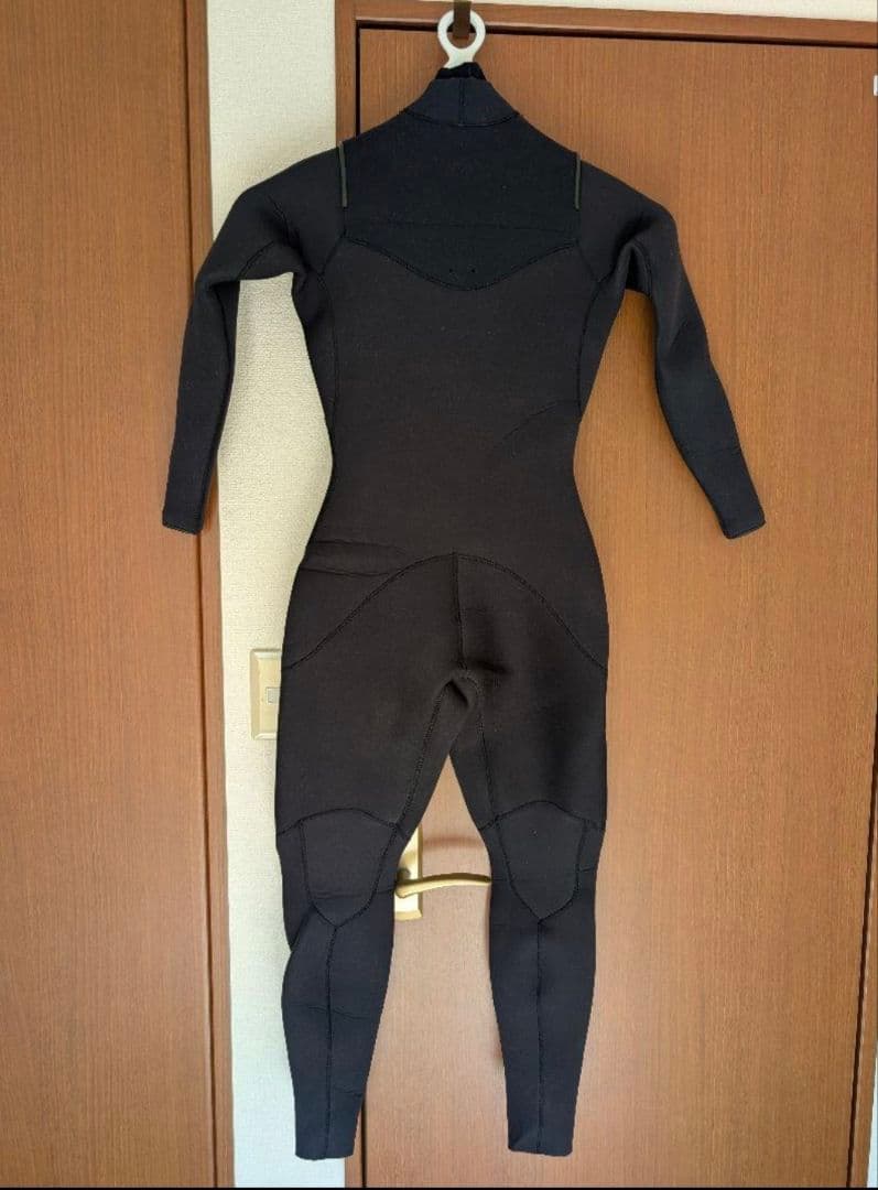 Delphi(デルフィー) 5×3mmセミドライスーツ レディース L相当