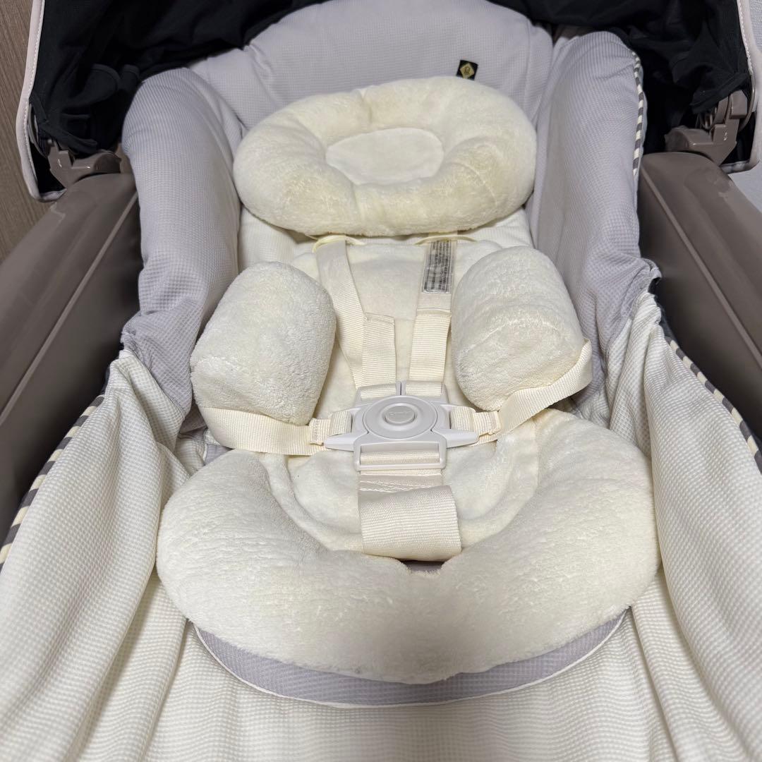 コンビ　ネムリラ コードレス AUTO SWING BEDi Long