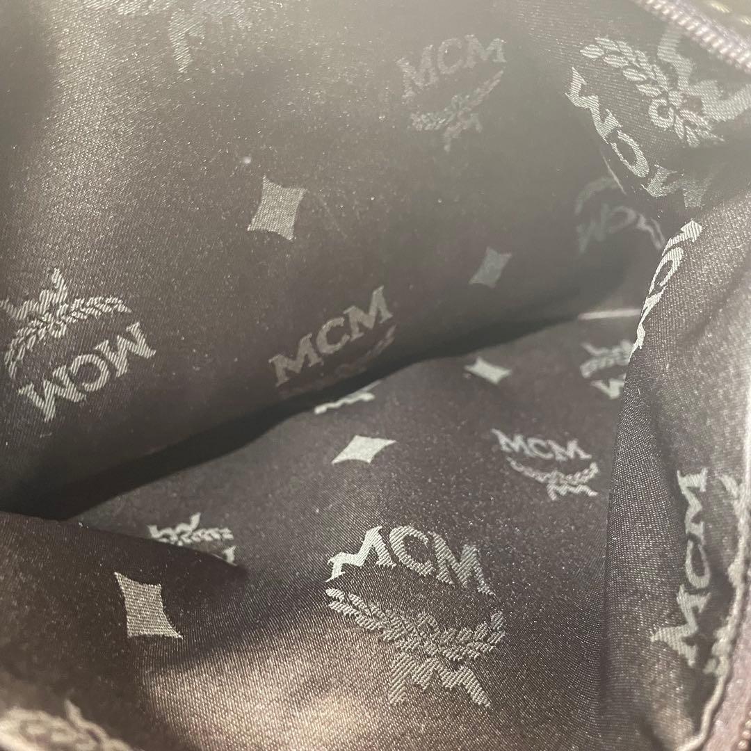 専用❗️美品♡MCM✨エムシーエム　 スタッズ　ヒョウ柄 レオパード　バッグ