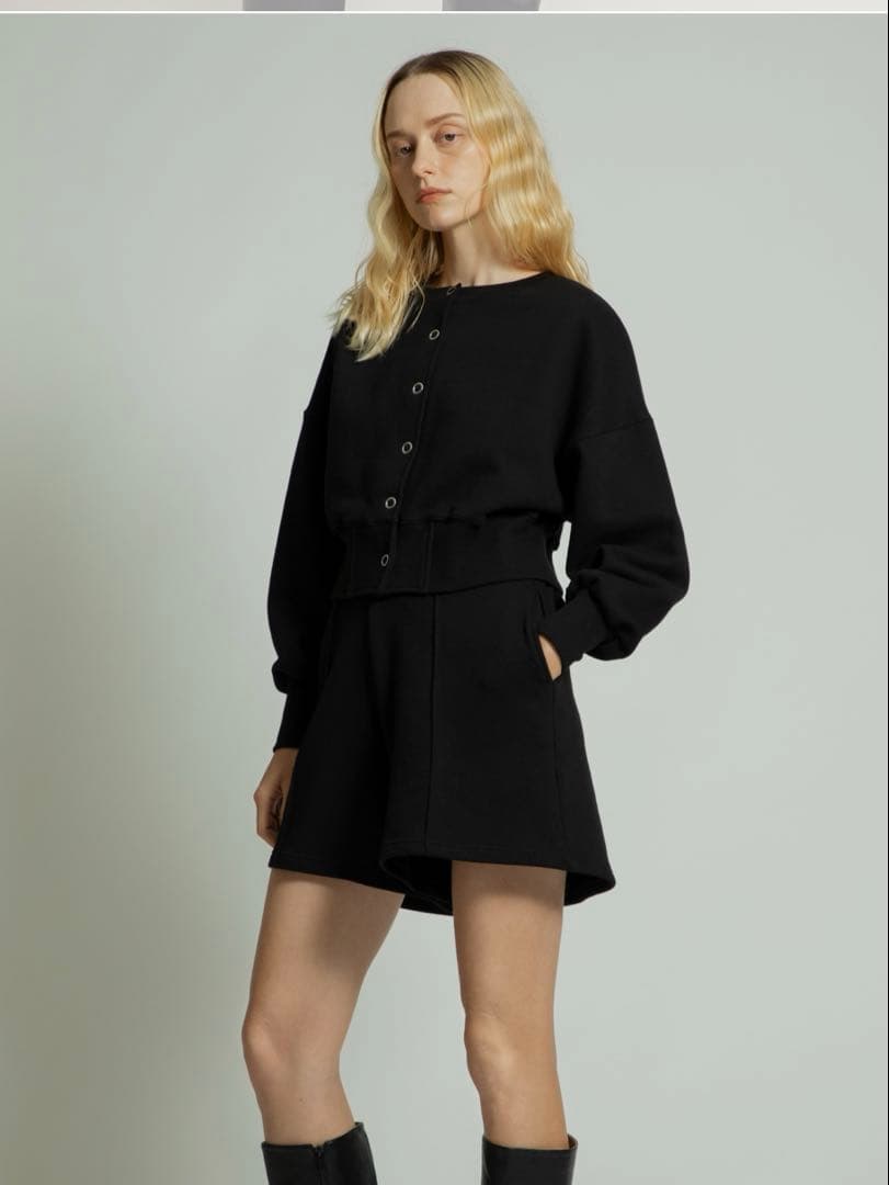 パンツ center seam relax sweat short willfully