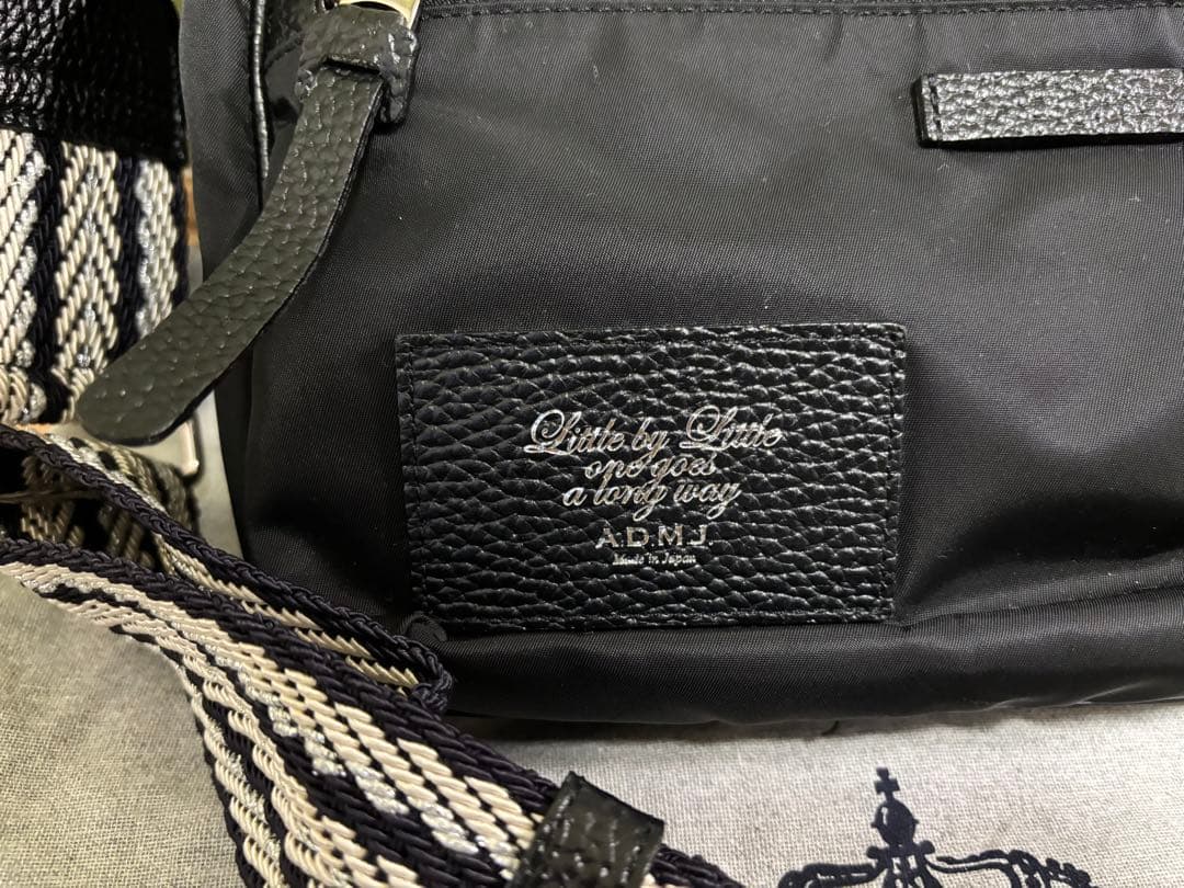 ADMJ デイビス ボディバッグ ブラック