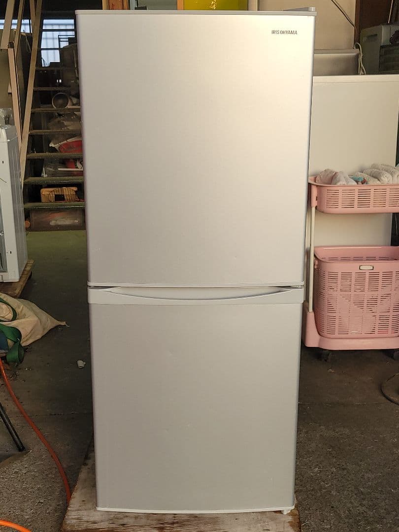 アイリスオーヤマ ノンフロン冷凍冷蔵庫 IRSD-14A-S 142L 20年製