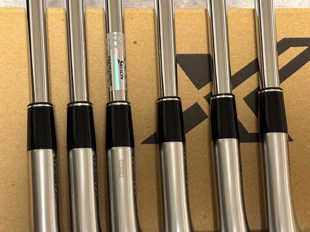 スリクソン ZXi7 モーダス120S 5-9 P ６本　保証書あり