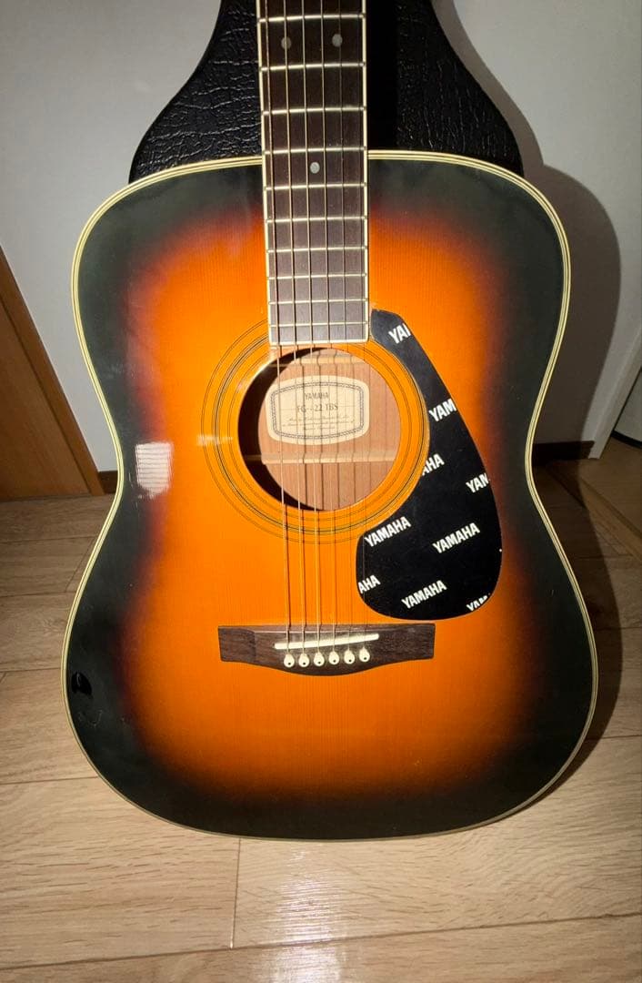 YAMAHA アコースティックギター ハードケース付／音◎ 状態良好