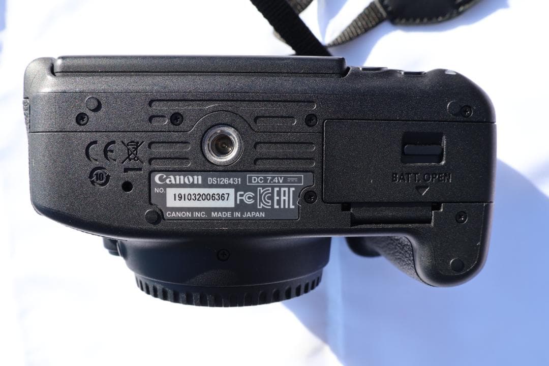 【レンズ2本】EOS Kiss X7i EF-S18-135IS &EF50mm