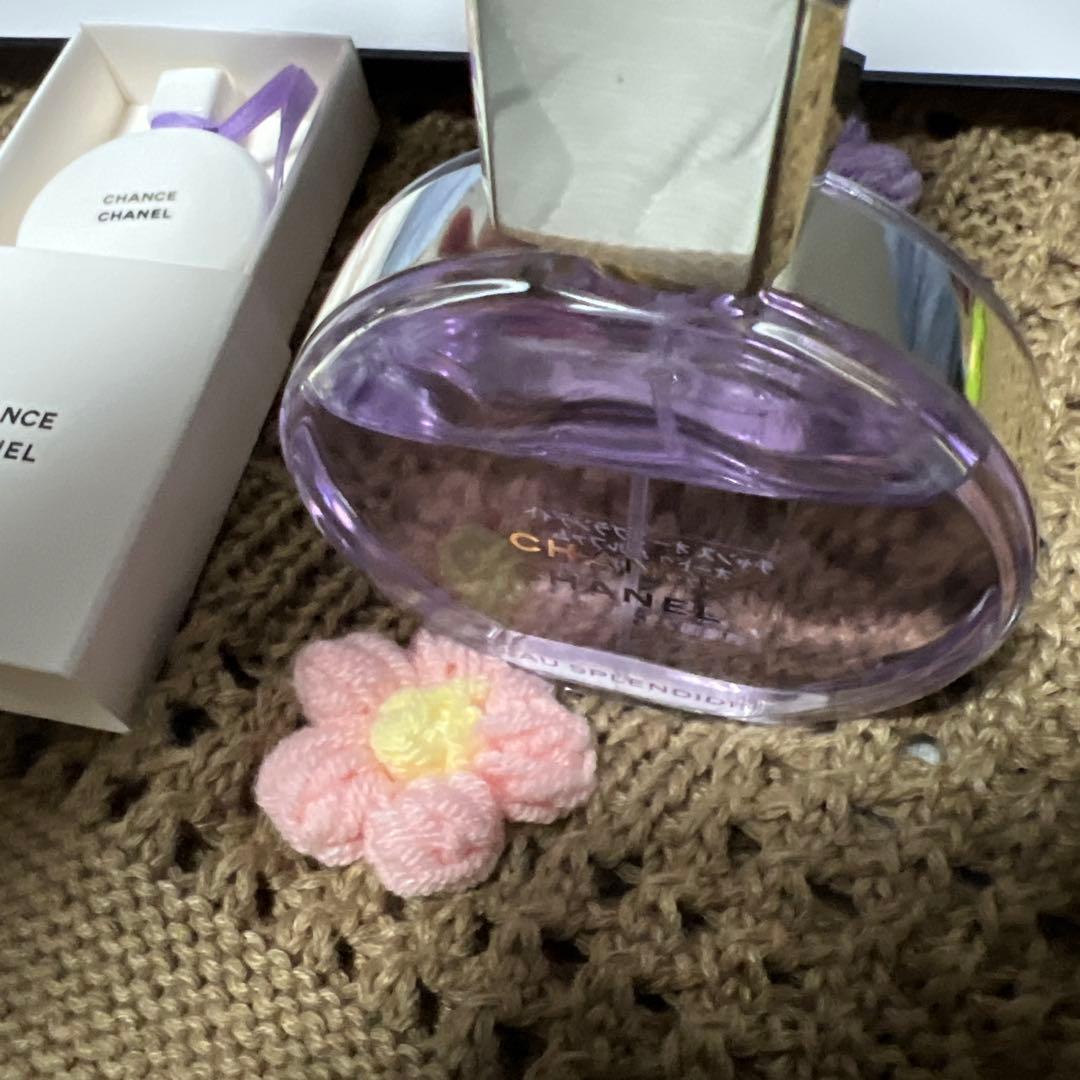 CHANEL チャンスオースプランディドオードパルファム50ミリお得セット。