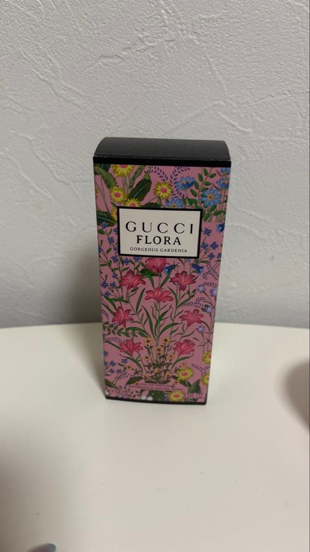 GUCCI FLORA ゴージャスガーデニア オードパルファム 100ml