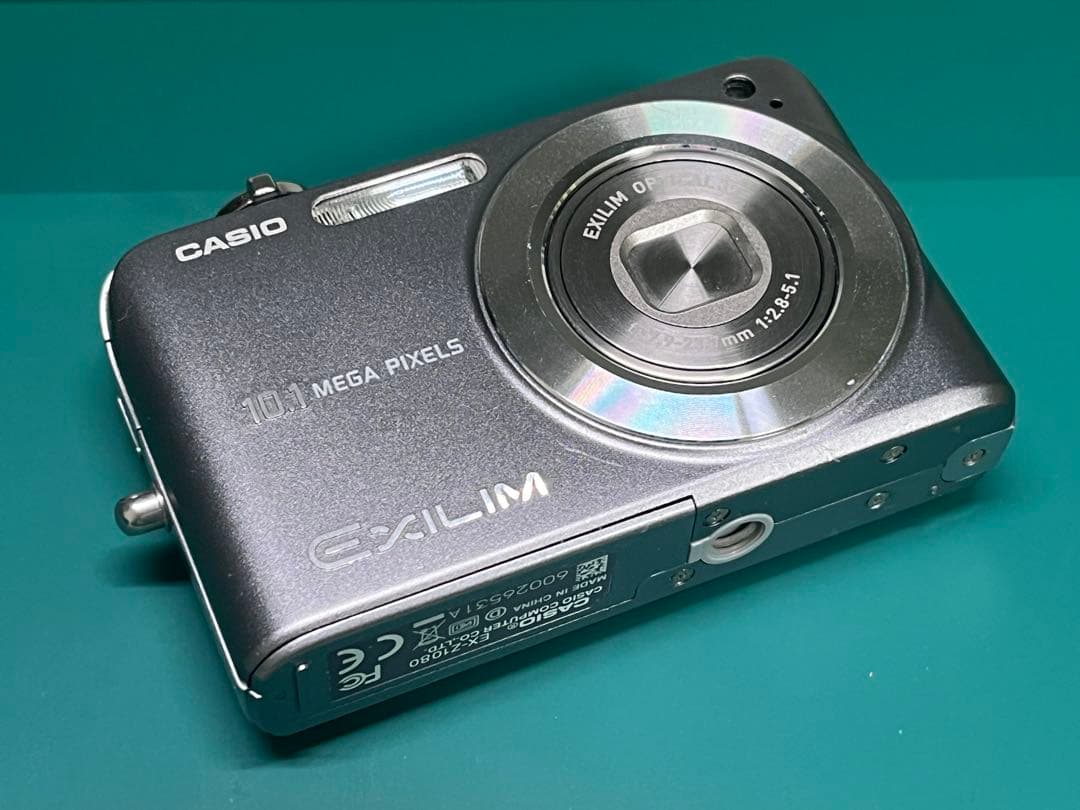 【1010万画素】CASIO EXILIM EX-Z1080★ケース・充電器付