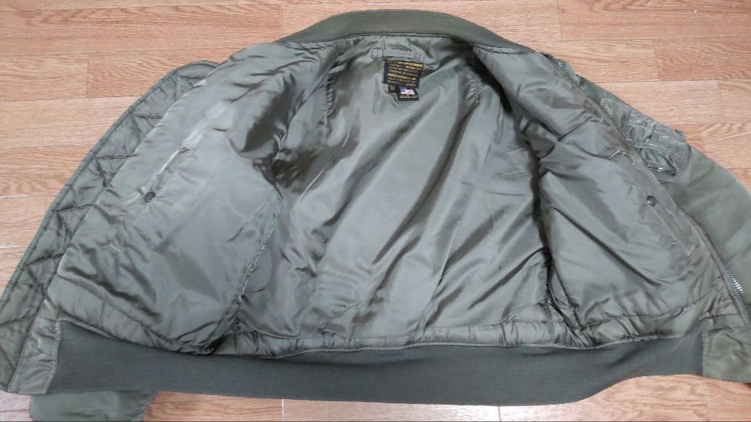 ぼ*。様 AVIREX MIL-J-8279B 復刻 MA-1フライトジャケット