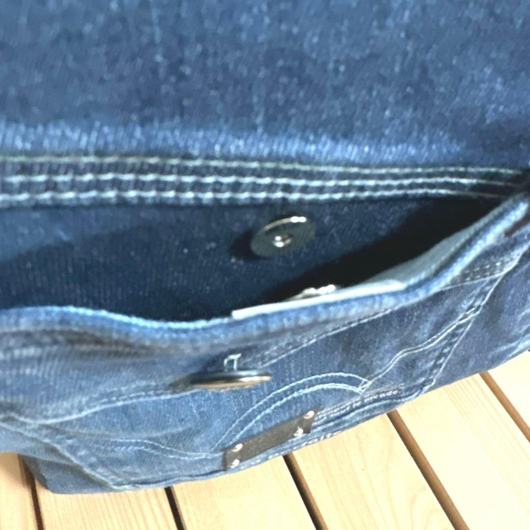 デニムリメイク　ボストン型　３way リュック　底板、ドリンクポケット付き