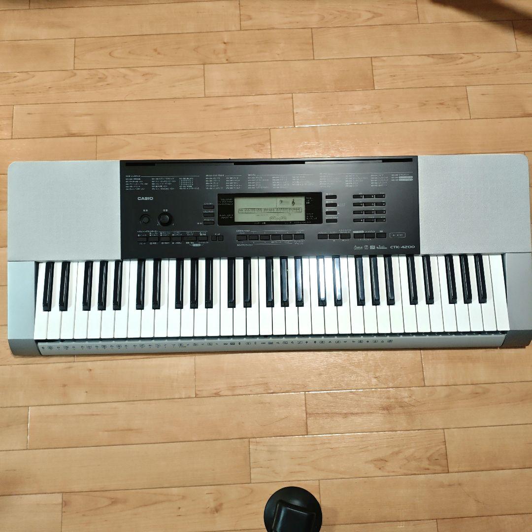 電子ピアノ CASIO CTK-4200 ソフトケース付き