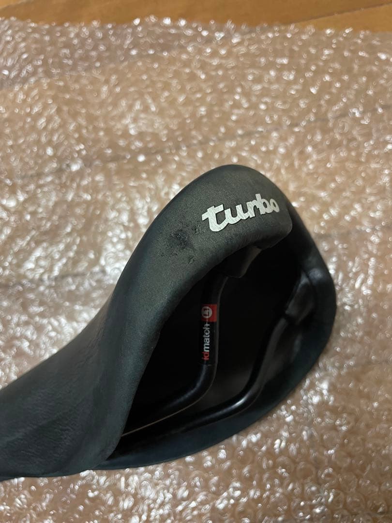selle ITALIA turbo セライタリアターボ黒