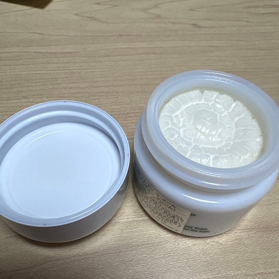 （新品未使用）ラ・メール ザ・モイスチャライジングソフトクリーム 15ml