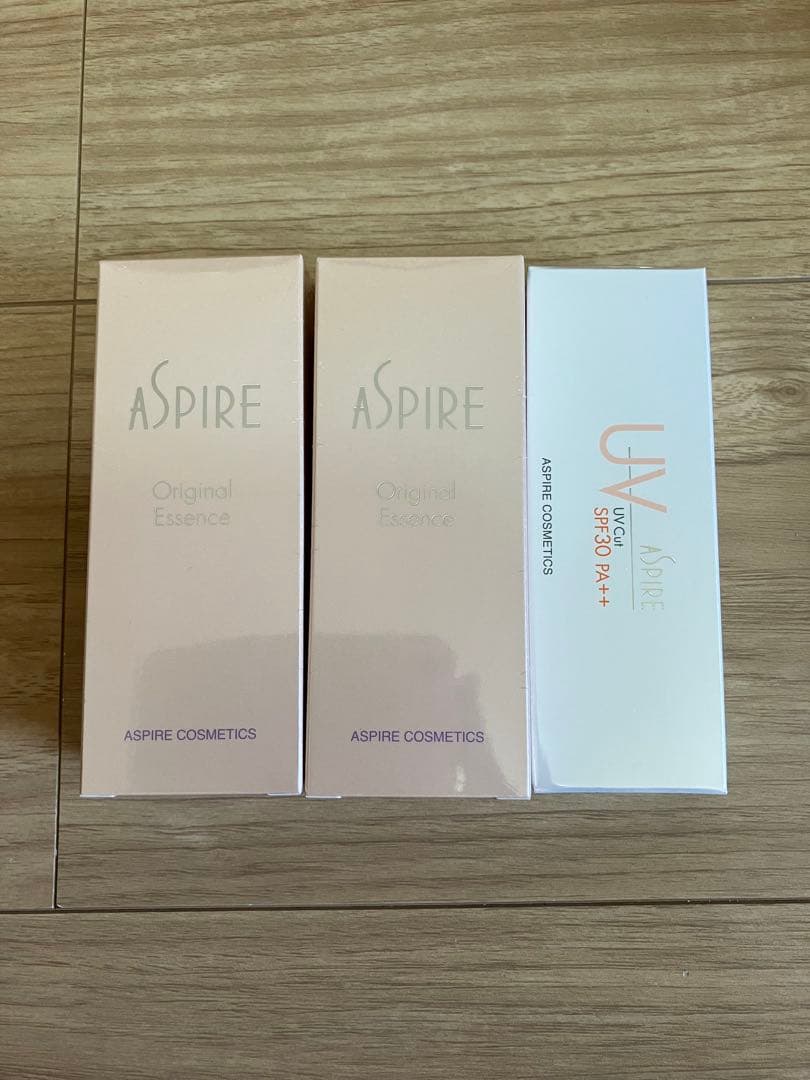 アスピア化粧品　オリジナルエッセンス２本UVカットクリーム１本　新品未使用