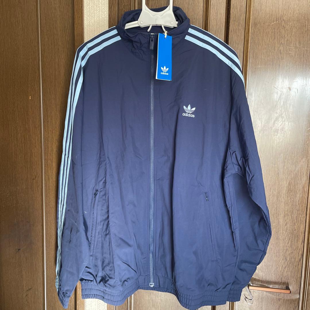 新品タグ付きadidas トレフォイルロゴ　ネイビー ナイロンジャケット 3XL