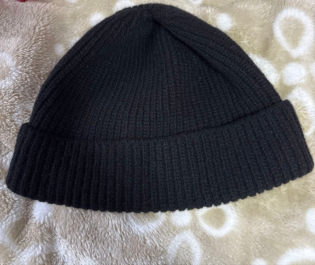 「期間限定」PRADA （プラダ）ビーニー